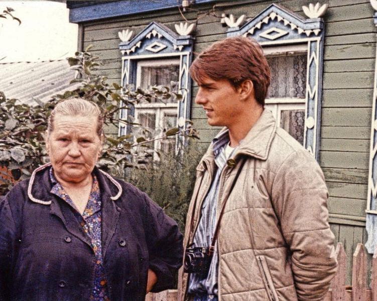 Подборка голливудских актеров, которые приезжали в Россию, в качестве туристов