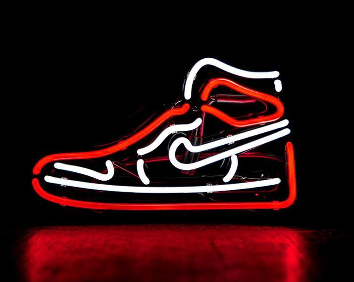 Nike прекращает поддержку самозашнуровывающихся кроссовок Adapt BB
